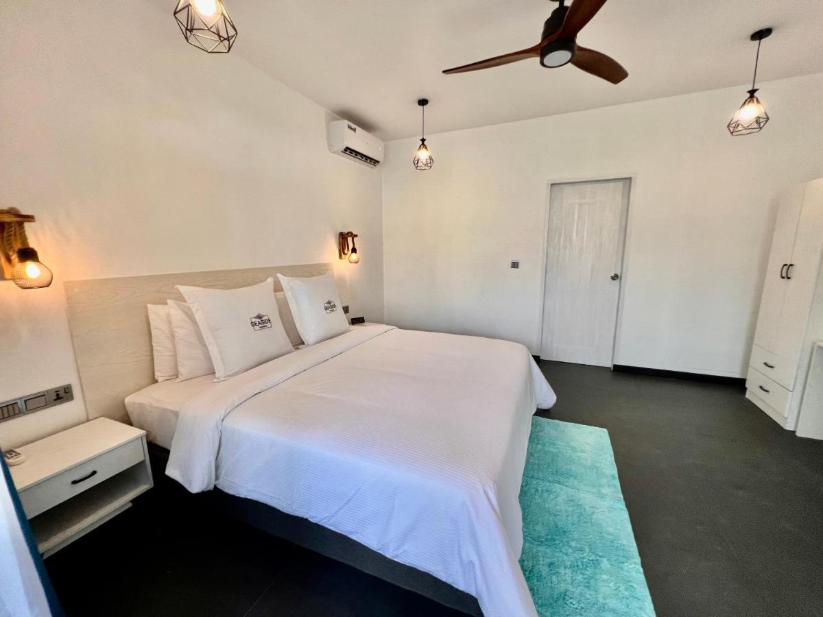 Hotel Seaside Dhigurah à Dhigurah  Extérieur photo